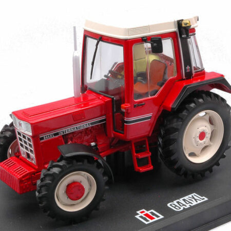 Replicagri TRATTORE INTERNATIONAL HARVESTER IH 844 XL 1:32