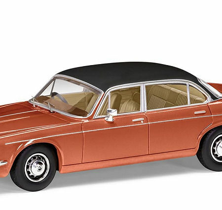 Vanguards DAIMLER SOVEREIGN SERIES 2 DOUBLE SIX VANDEN PLAS CORAL 1:43