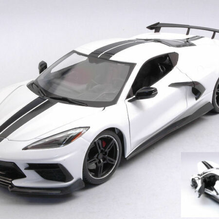 Maisto CHEVROLET CORVETTE STINGRAY (HIGH WING) 2020 WHITE 1:18