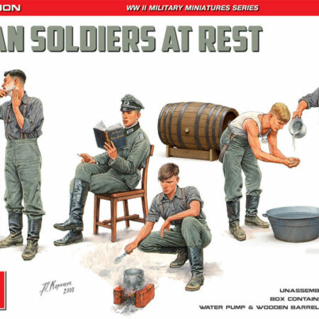 Miniart GERMAN SOLDIERS AT REST KIT 1:35