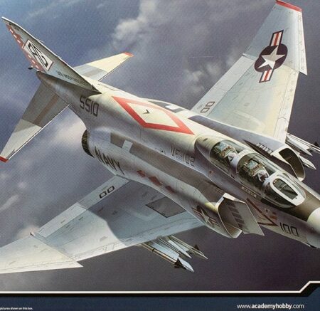 Academy F-4J VF-102 DIAMONDBACKS KIT 1:48