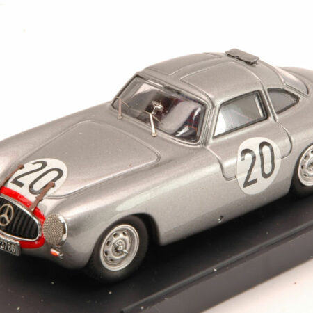 Bang MERCEDES 300 SL COUPE'  N.20 2nd LE MANS 1952 T.HELFRICH-H.NIEDERM.1:43