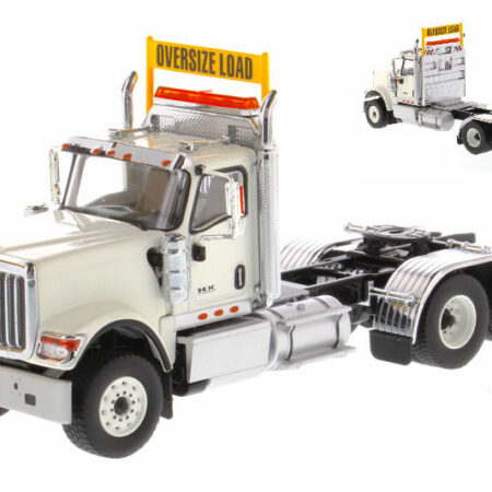 Diecast Master HX520 TANDEM TRACTOR WHITE 1:50