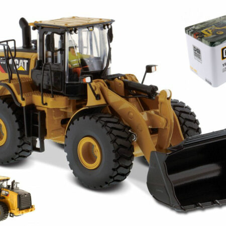 Diecast Master CAT 966M WHEEL LOADER 1:50