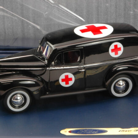 Ford Genuine Parts FORD PANEL VAN RED CROSS 1935 1:43