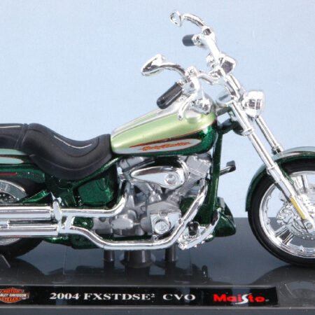 Maisto HARLEY DAVIDSON FXSTDSE CVO 2004 METALLIC GREEN 1:18