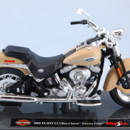 Maisto HARLEY DAVIDSON FLHTCUI TRA CLASSIC ELECTRA GLIDE 2005 BEIGE 1:18