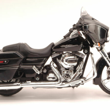 Maisto HARLEY DAVIDSON STREET GLIDE SPECIAL 2015 1:12