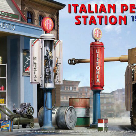 Miniart ITALIAN PETROL STATION 1930-40s KIT 1:25