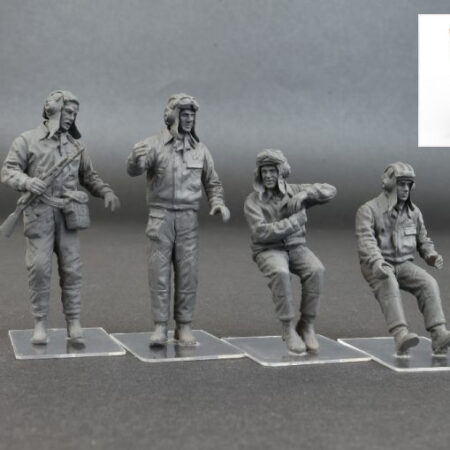 Miniart SOVIET TANK CREW 1960-70s KIT 1:35