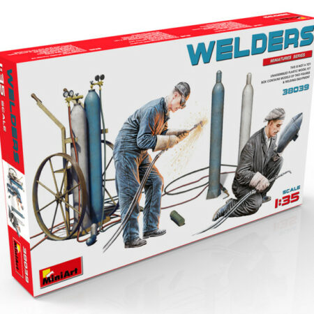 Miniart WELDERS (SALDATORI) KIT 1:35