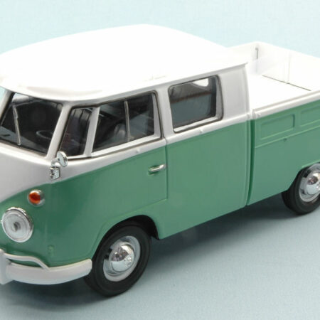 MotorMax VW TYPE 2 (T1) PICK UP WHITE/GREEN 2 TONE 1:24