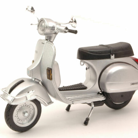 New Ray VESPA P 200 E 1978 SILVER 1:12