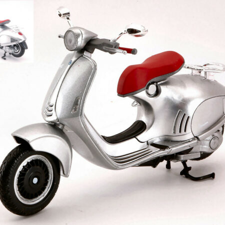 New Ray VESPA 946 2013-15 SILVER 1:12