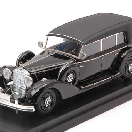 Rio MERCEDES 770K W150 OFFENER TOURENWAGEN 1941 WITH RESIN ROOF 1:43