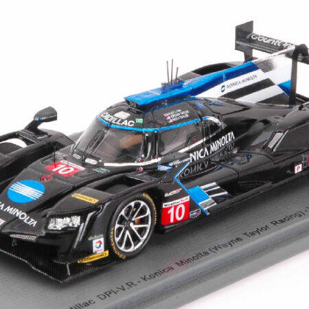 Spark Model CADILLAC N.10 WINNER 12 H SEBRING 2017 R.TAYLOR-J.TAYLOR-A.LYNN 1:43