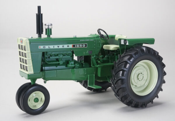 SpecCast OLIVER 1650 NARROW FRONT 1:16