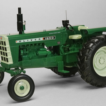 SpecCast OLIVER 1650 WIDE FRONT DIESEL TRACTOR WITH RADIO 1:16