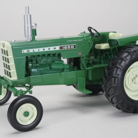 SpecCast OLIVER 1650 WIDE FRONT DIESEL TRACTOR 1:16