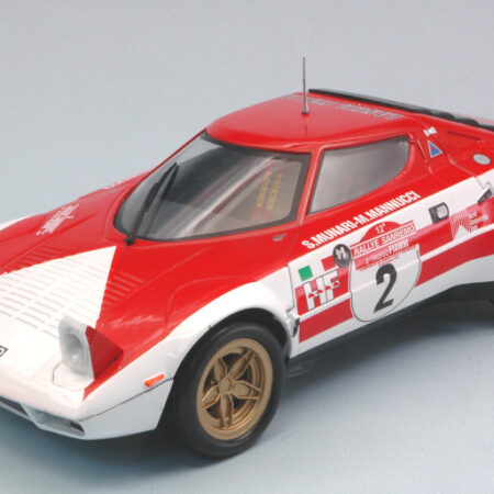 Triple 9 LANCIA STRATOS N.2 WINNER SANREMO RALLY 1974 S.MUNARI-M.MANNUCCI 1:18