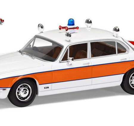 Vanguards JAGUAR XJ6 SERIES 2 - AVON & SOMERSET CONSTABULARY 1:43