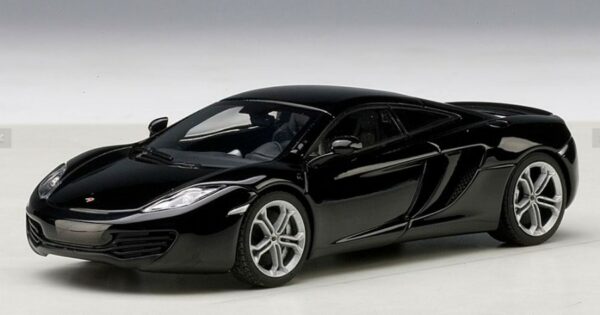 AutoArt MC LAREN MP4-12C 2011 BLACK 1:43