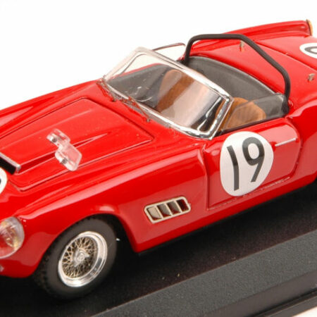 Art Model FERRARI 250 SPYDER CALIFORNIA N.19 9th NASSAU 1960 W.V.TRIPS 1:43