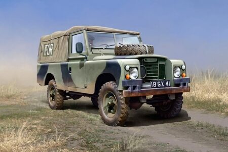 Italeri LAND ROVER 109 LWB KIT 1:35