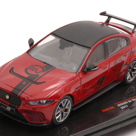 Ixo Model JAGUAR XE SV PROJECT 8-201 RED 1:43