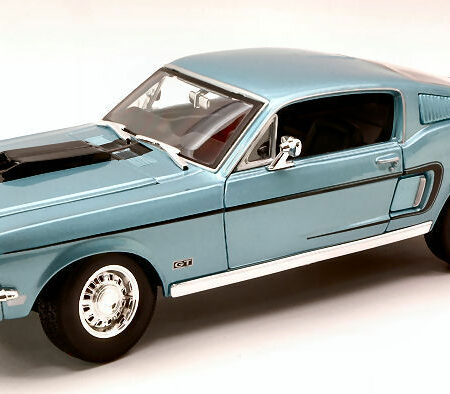 Maisto FORD MUSTANG GT COBRA JET 1968 LIGHT BLUE METALLIC 1:18