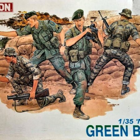 Dragon GREEN BERETS KIT 1:35