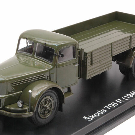 Premium Classixxs SKODA 706 R DARK GREEN 1:43