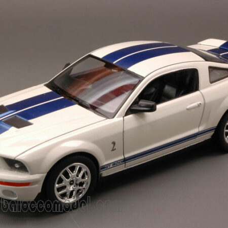 Welly SHELBY COBRA GT 500 2007 WHITE W/BLUE STRIPES 1:24