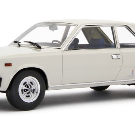 Laudo Racing FIAT 130 COUPE 1971 IVORY 1:18