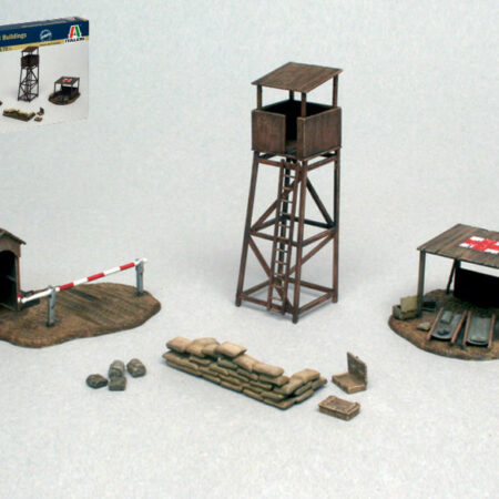 Italeri BATTLEFIELD BUILDINGS KIT 1:72