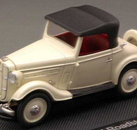 Ebbro DATSUN 17 ROADSTAR 1938 CREAM 1:43