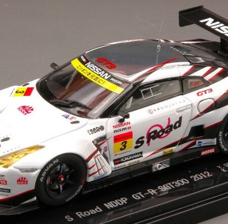 Ebbro NISSAN R35 GT-R N.3 SUPER GT500 SEKIGUCHI-CHIYO 1:43