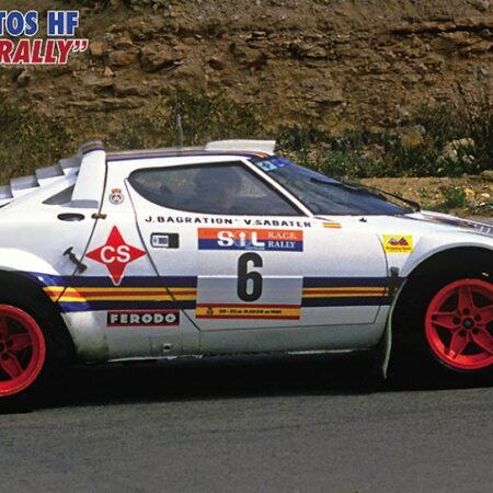 Hasegawa LANCIA STRATOS HF 1981 RACE RALLY KIT 1:24