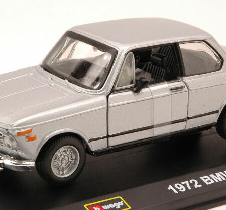 Burago BMW 2002 TII SILVER 1:32