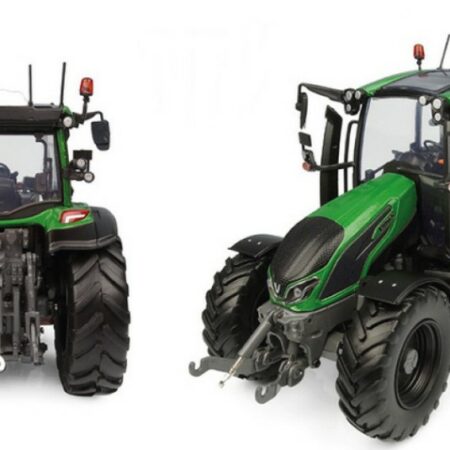 Universal Hobbies TRATTORE VALTRA G135 UNLIMITED ULTRA GREEN COLOR 1:32