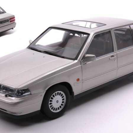 Triple 9 VOLVO 960 1996 SILVER METALLIC 1:18