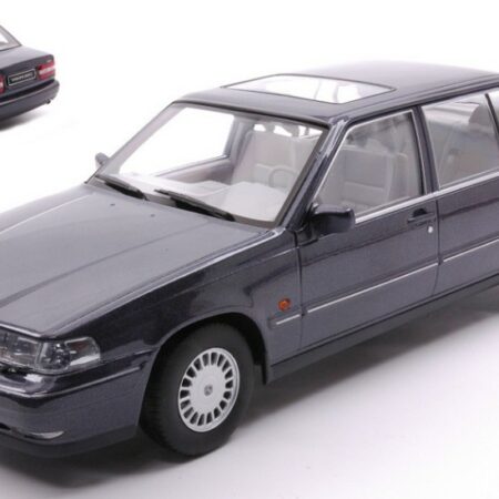 Triple 9 VOLVO 960 1996 AUBERGINE METALLIC 1:18