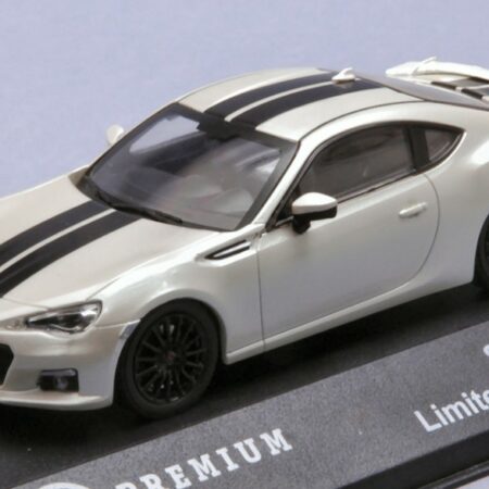 Triple 9 SUBARU BRZ 2013 PEARL WHITE WITH BLACK LINES 1:43