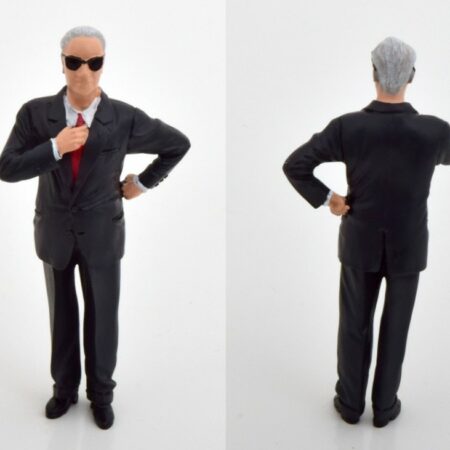 KK Scale FIGURINE ENZO OLD 1:18