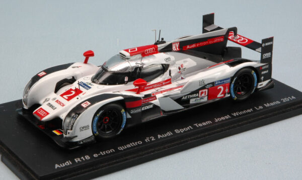 Spark Model AUDI R18 N.2 WINNER LM 2014 FASSLER-LOTTERER-TRELUYER 1:43 REPRO