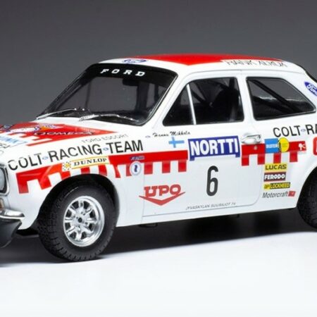 Ixo Model FORD ESCORT MK I RS 1600 N.6 1000 LAKES RALLY 1973 MIKKOLA/DAVENP.1:18