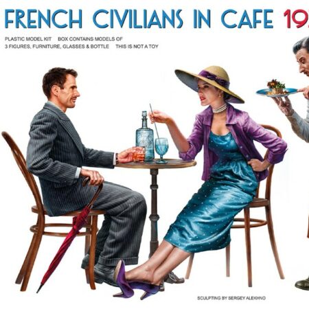 Miniart FRENCH CIVILIANS IN CAFE 1930-40s KIT 1:35