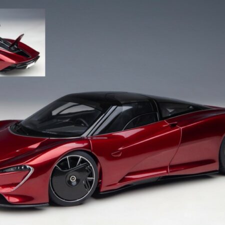 AutoArt MC LAREN SPEEDTAIL 2020 VOLCANO RED 1:18