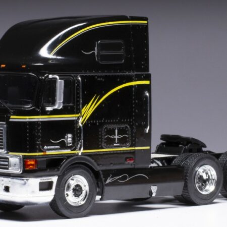 Ixo Model INTERNATIONAL EAGLE CABOVER 1995 BLACK 1:43