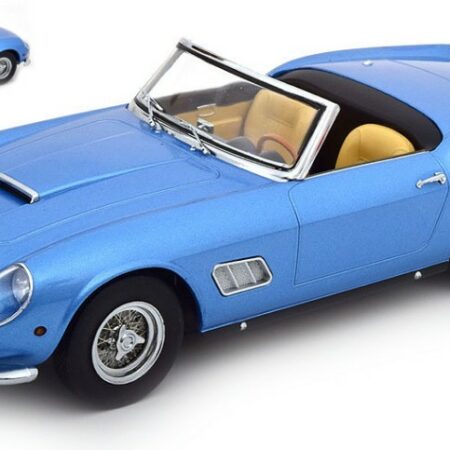 KK Scale FERRARI 250 GT CALIFORNIA SPYDER 1960 LIGHTBLUE METALLIC 1:18